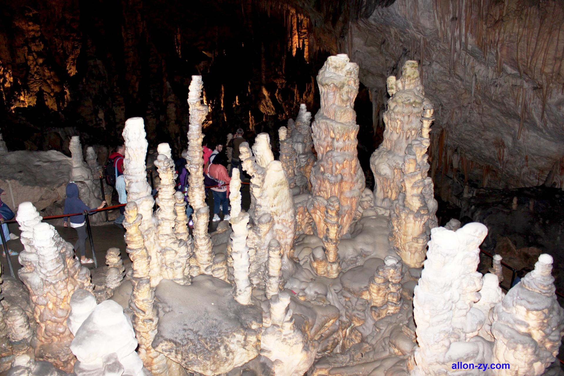 La Grotte de Postojna